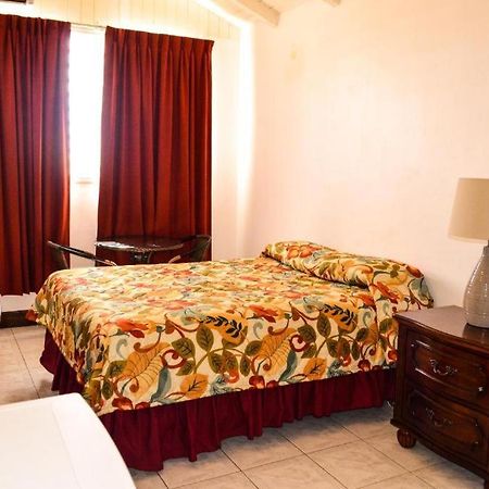 Fantastic Hotel Мариго Экстерьер фото