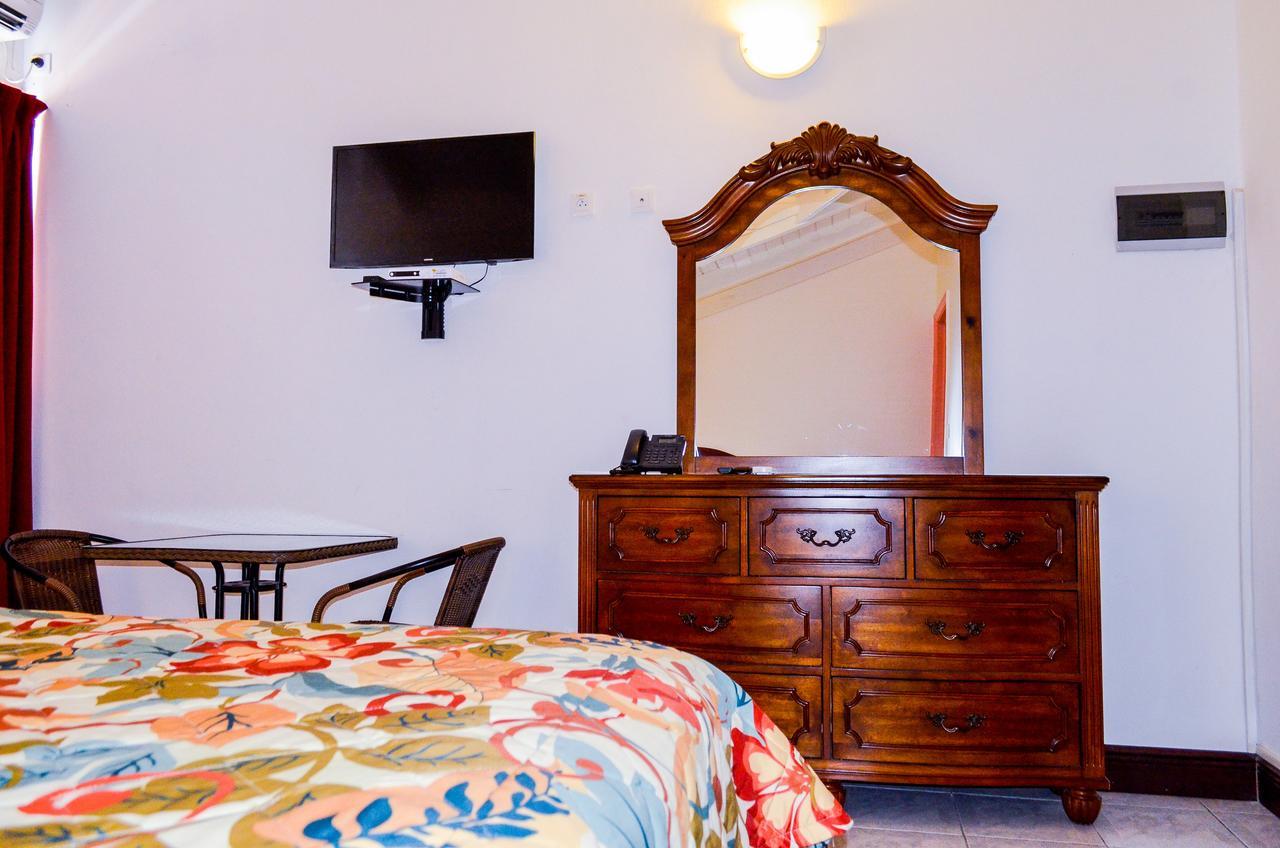 Fantastic Hotel Мариго Экстерьер фото