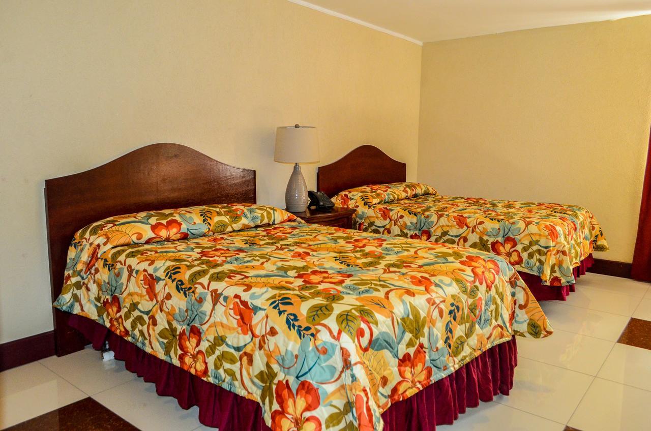 Fantastic Hotel Мариго Экстерьер фото